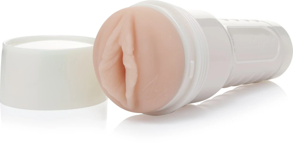 Fleshlight Elsa Jean masturbator