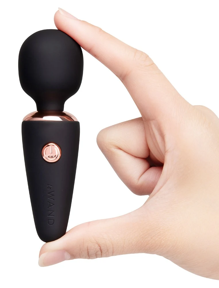 le Wand Mini Vibe Microwand vibrator