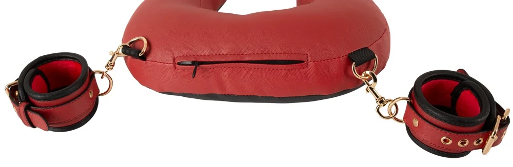 Bad Kitty Neck-Cushion-Thigh-Restraint bondage fesseln