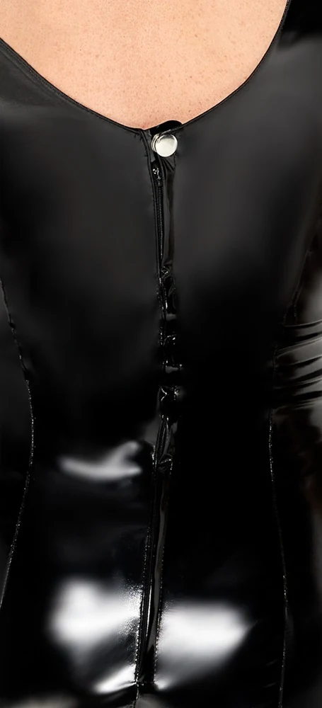 Black Level Kleid aus Lack