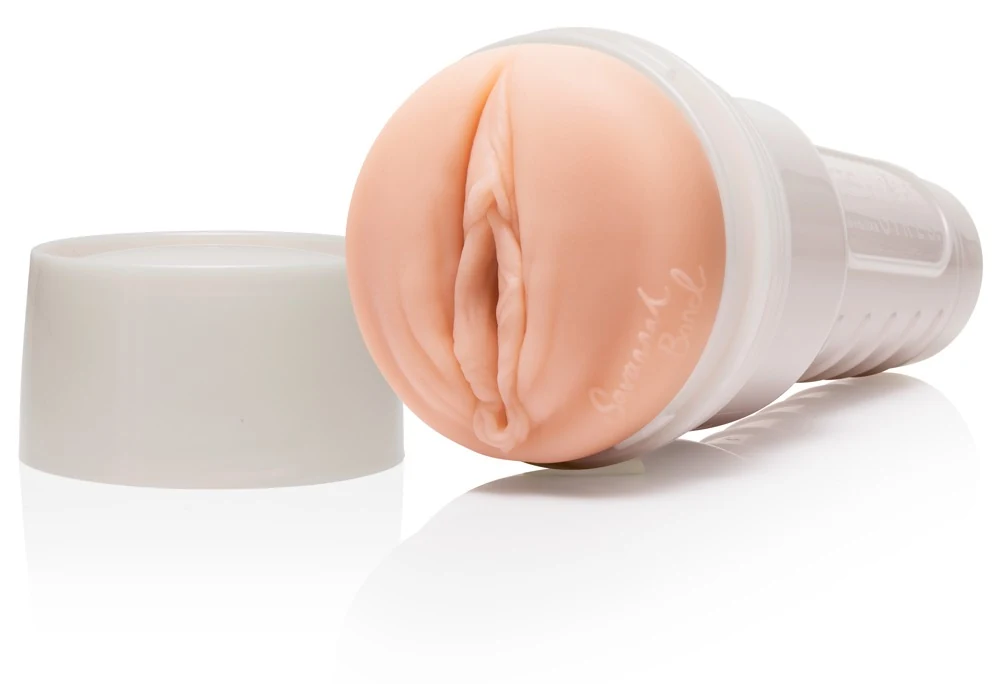 Fleshlight Savannah Bond masturbator